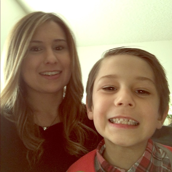 Meet your Posher, Risa - Picture 2 of 2